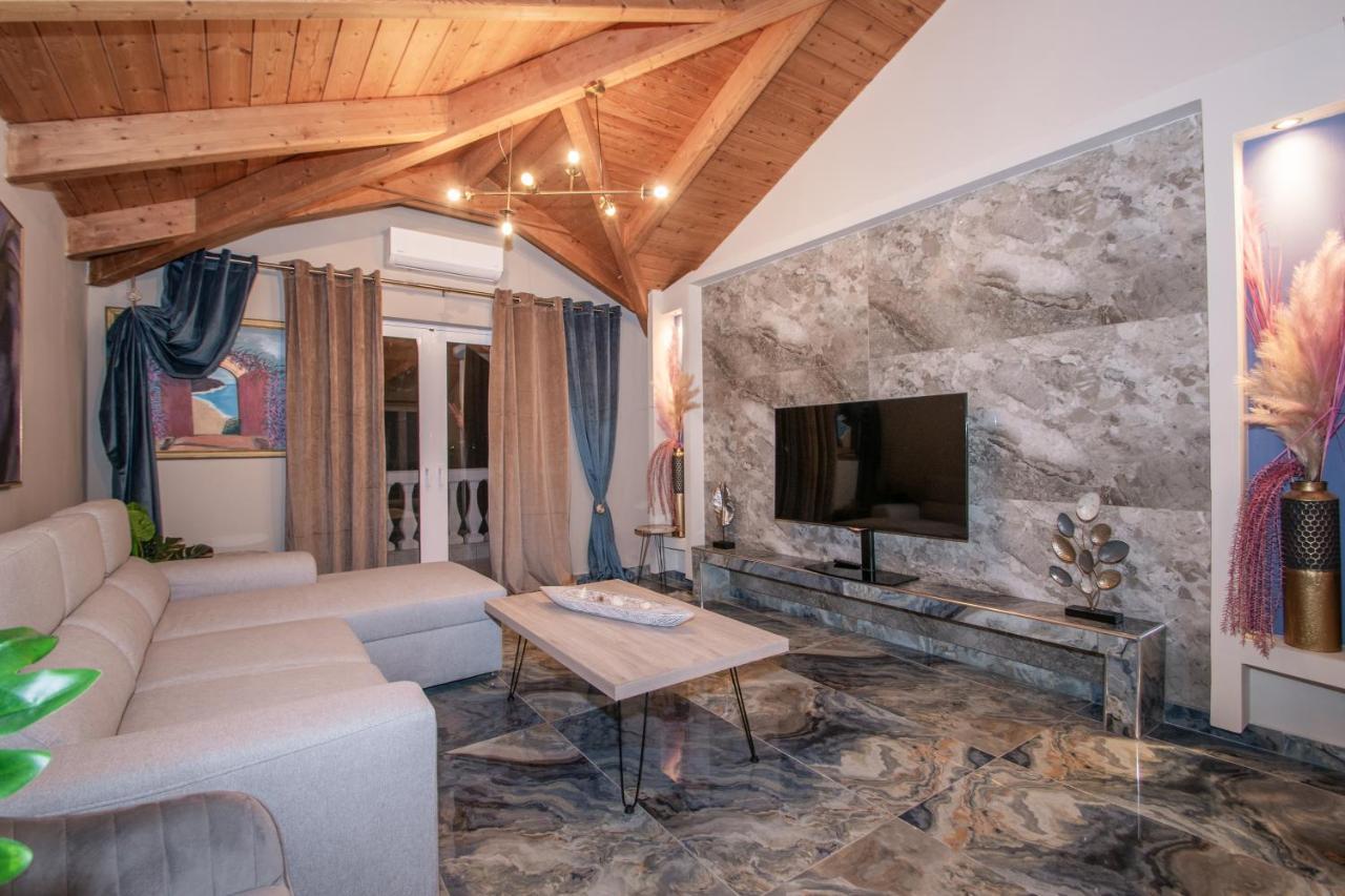 Casa Di Voz Shared Villa Studios By "Elite" Gaitani Luaran gambar